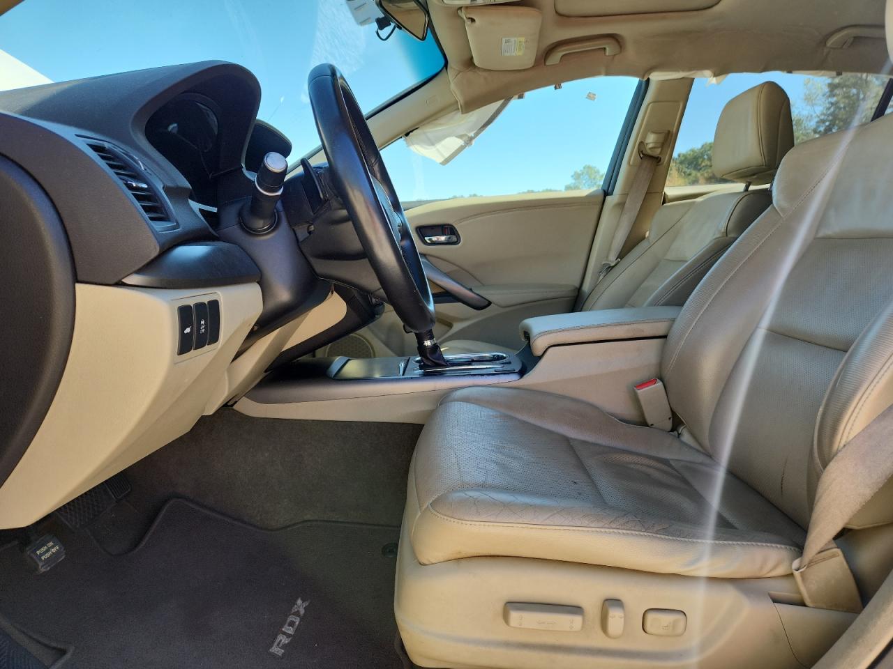 Фото: 5J8TB4H54EL001383