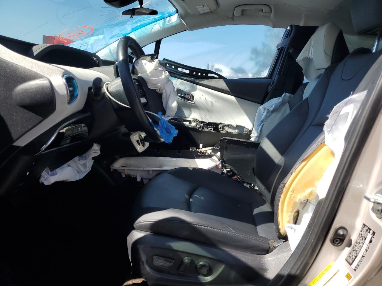 2018 Toyota Prius Prime VIN: JTDKARFP3J3071952 Lot: 86668035