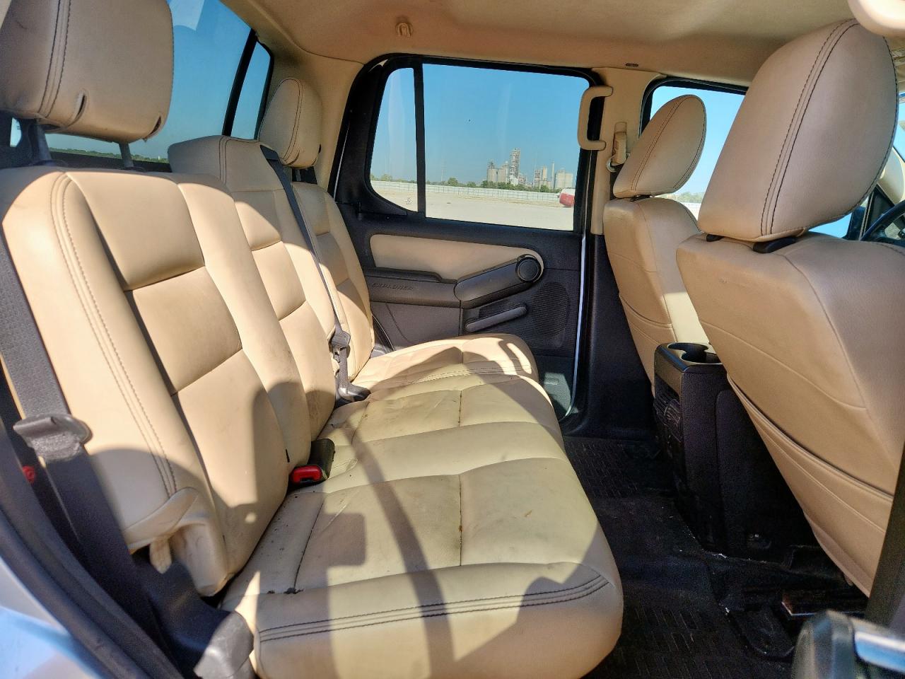 2010 Ford Explorer Sport Trac Xlt VIN: 1FMEU3BE0AUF05868 Lot: 82421235