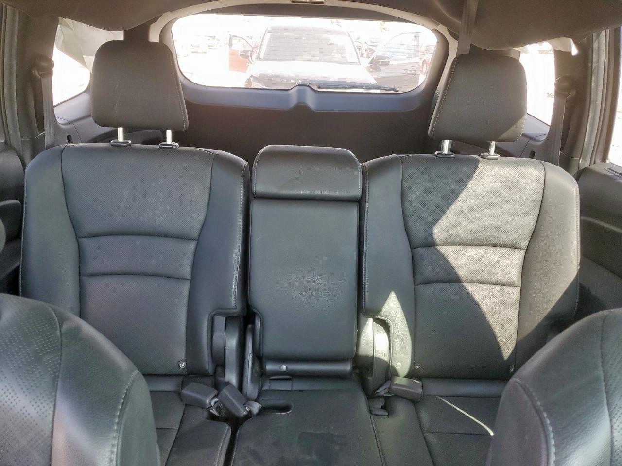 2021 Honda Passport Touring VIN: 5FNYF7H98MB010750 Lot: 82175355