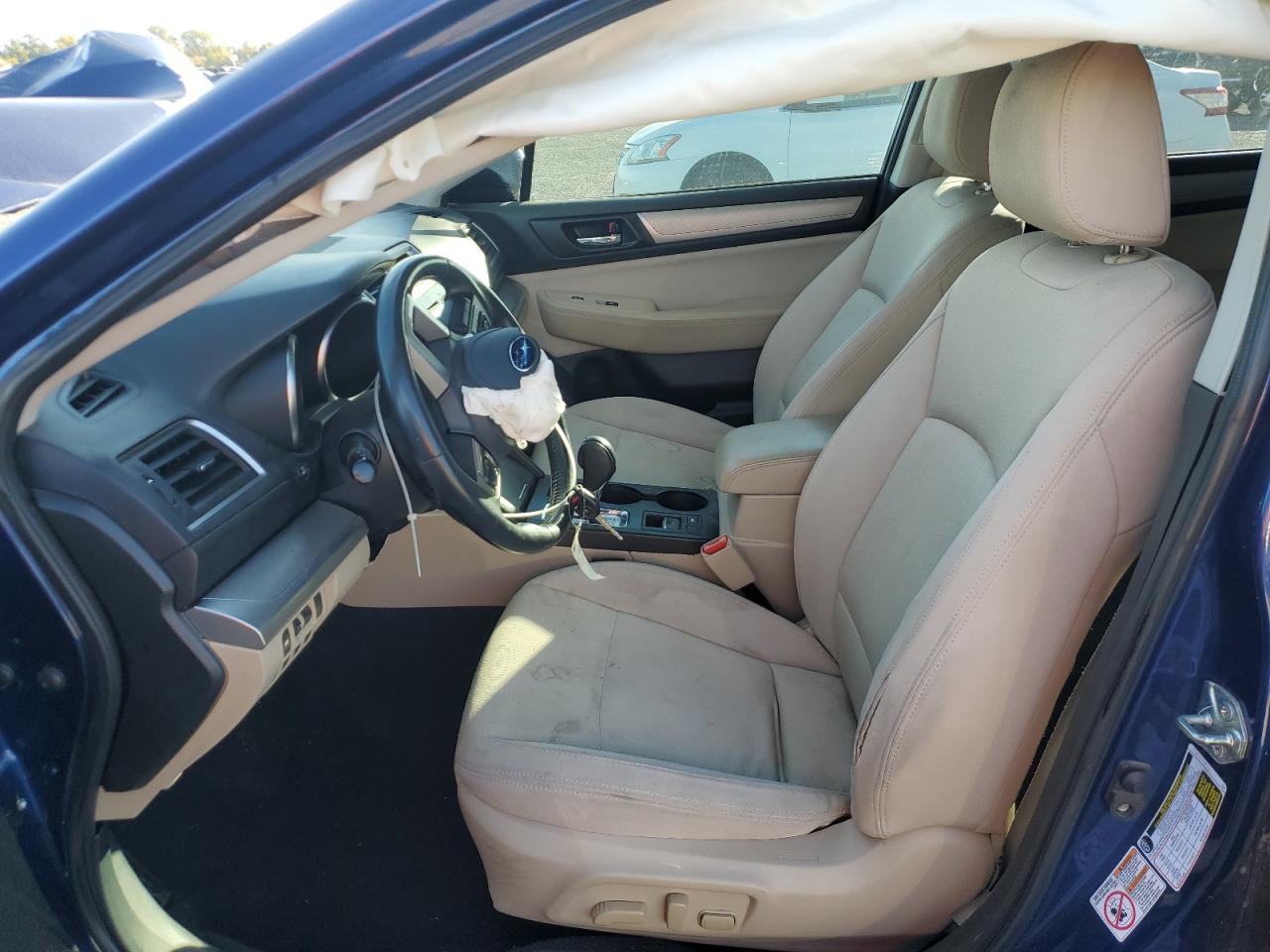 2015 Subaru Legacy 2.5I Premium VIN: 4S3BNAC66F3063370 Lot: 82475395