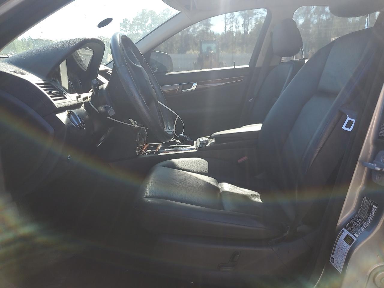 2008 Mercedes-Benz C 300 VIN: WDDGF54X88F078932 Lot: 87388975