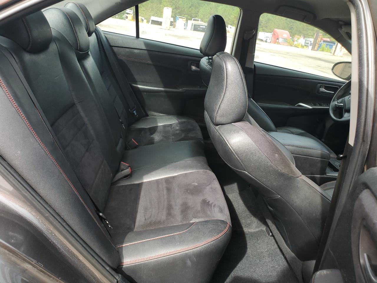 2015 Toyota Camry Le VIN: 4T1BF1FK3FU100533 Lot: 68063565