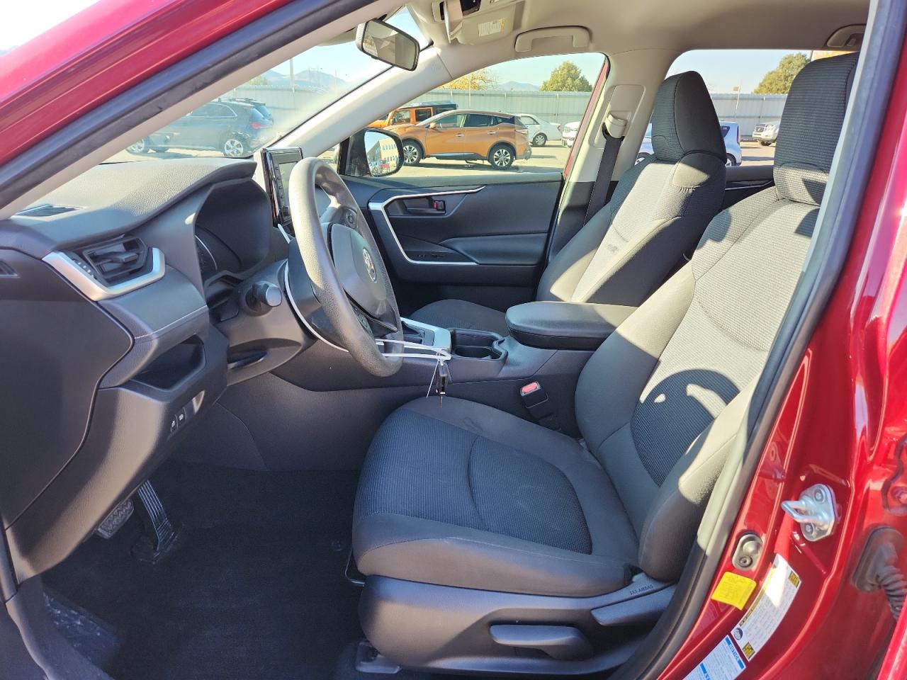 2019 Toyota Rav4 Le VIN: JTMF1RFV2KD045760 Lot: 85395615