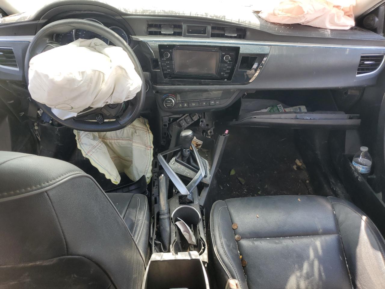 2015 Toyota Corolla L VIN: 5YFBURHE1FP245308 Lot: 81972025