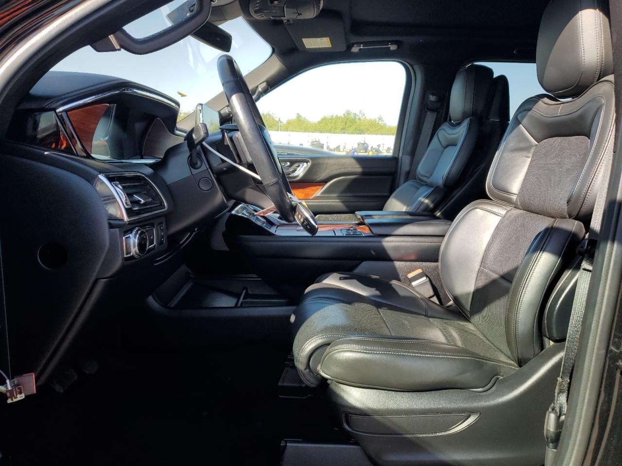 2018 Lincoln Navigator Reserve VIN: 5LMJJ2LT1JEL13378 Lot: 82330205