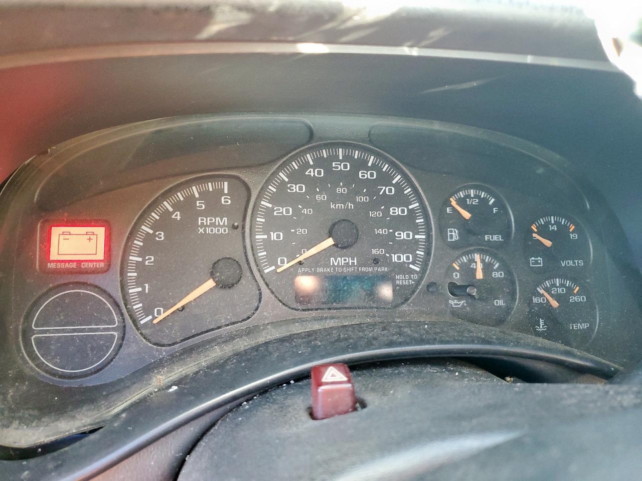 2002 Chevrolet Avalanche C1500 VIN: 3GNEC13T52G327749 Lot: 90517395