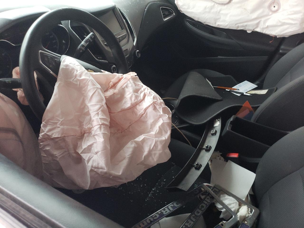 2018 Chevrolet Cruze Lt VIN: 3G1BE6SM0JS591592 Lot: 82180275