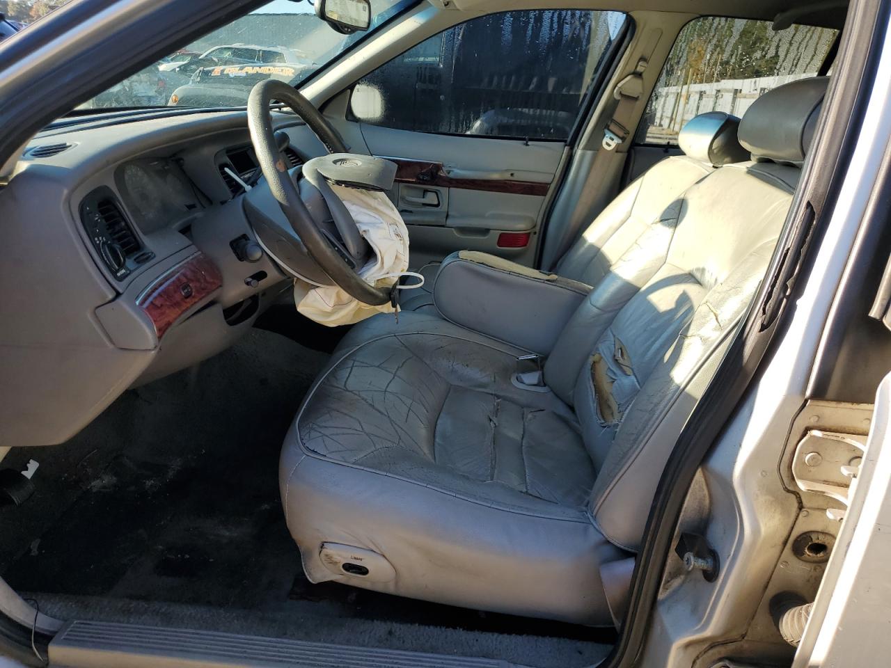 2000 Mercury Grand Marquis Ls VIN: 2MEFM75W8YX709324 Lot: 85925235