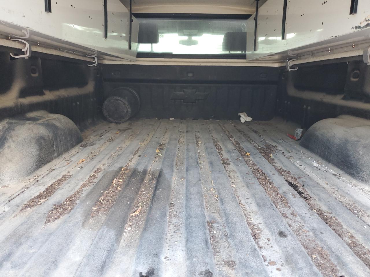 2018 Chevrolet Silverado K1500 Lt VIN: 1GCNKREC1JZ272058 Lot: 85262495