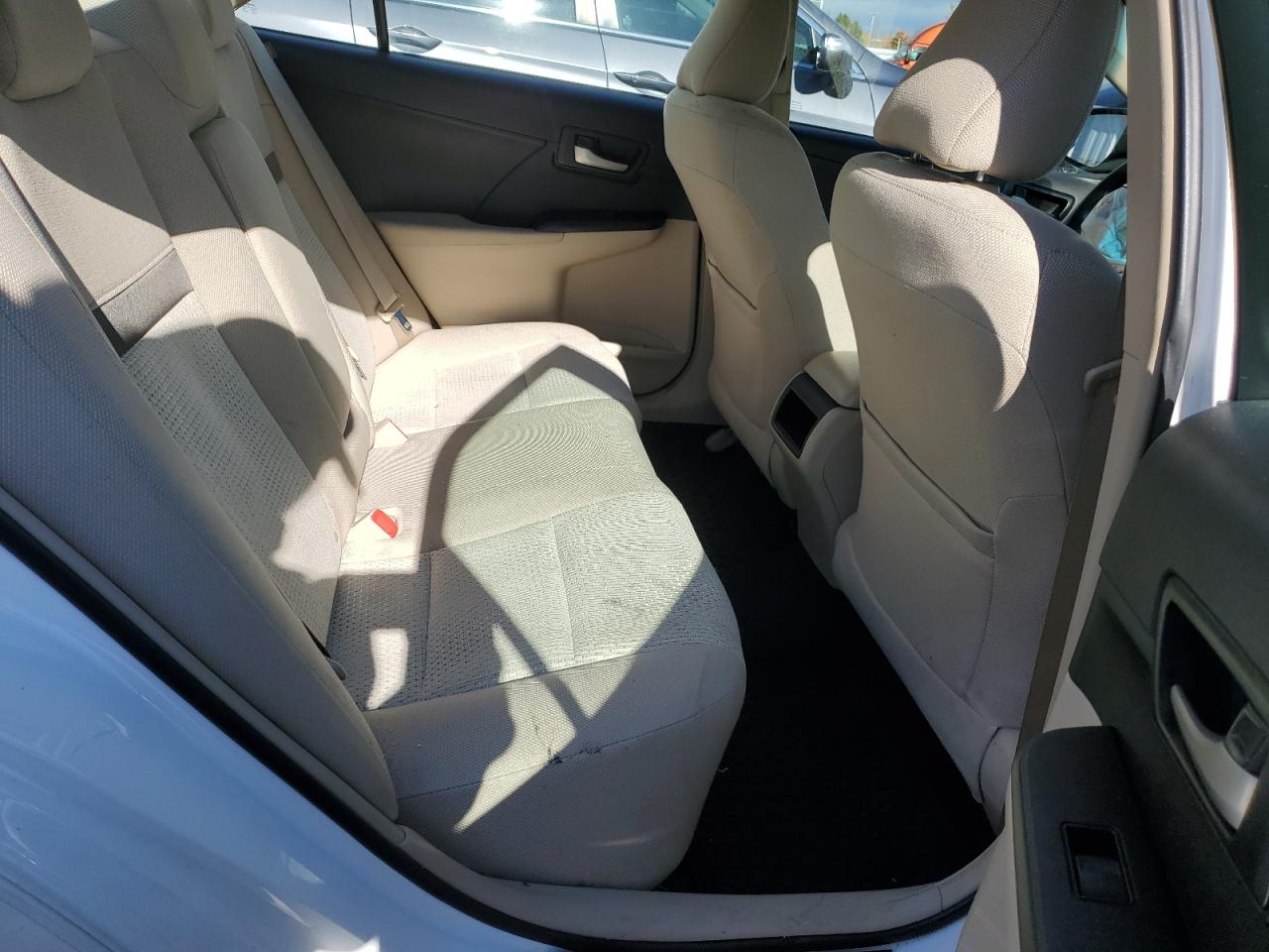 2014 Toyota Camry L VIN: 4T1BF1FK3EU472808 Lot: 89444875