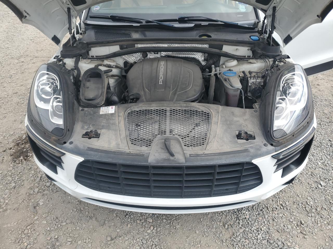 2018 Porsche Macan VIN: WP1AA2A5XJLB17784 Lot: 82287475