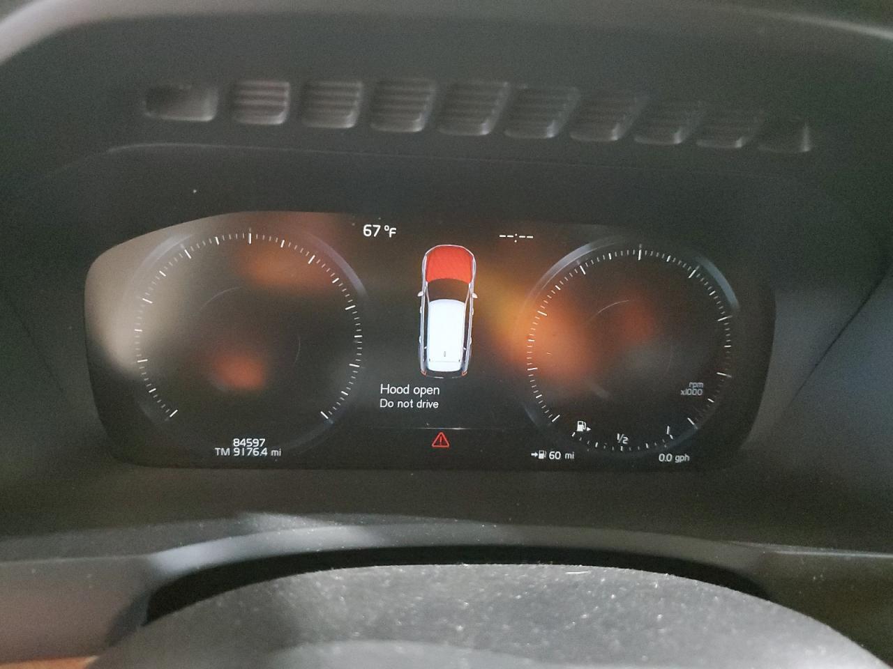 2018 Volvo Xc90 T6 VIN: YV4A22PL8J1197583 Lot: 84761885