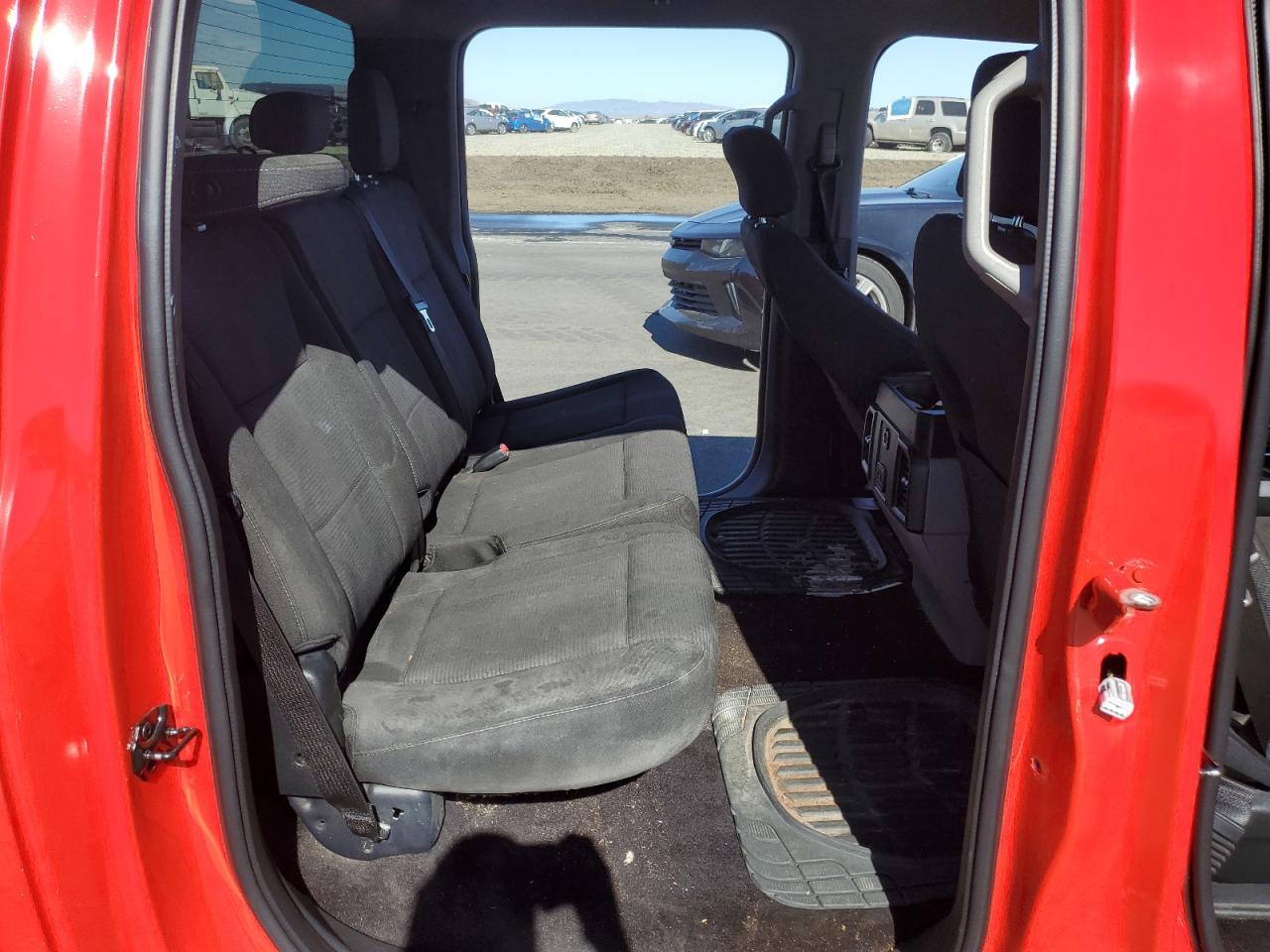 2017 Ford F150 Supercrew VIN: 1FTEW1CP8HKC45700 Lot: 82634255