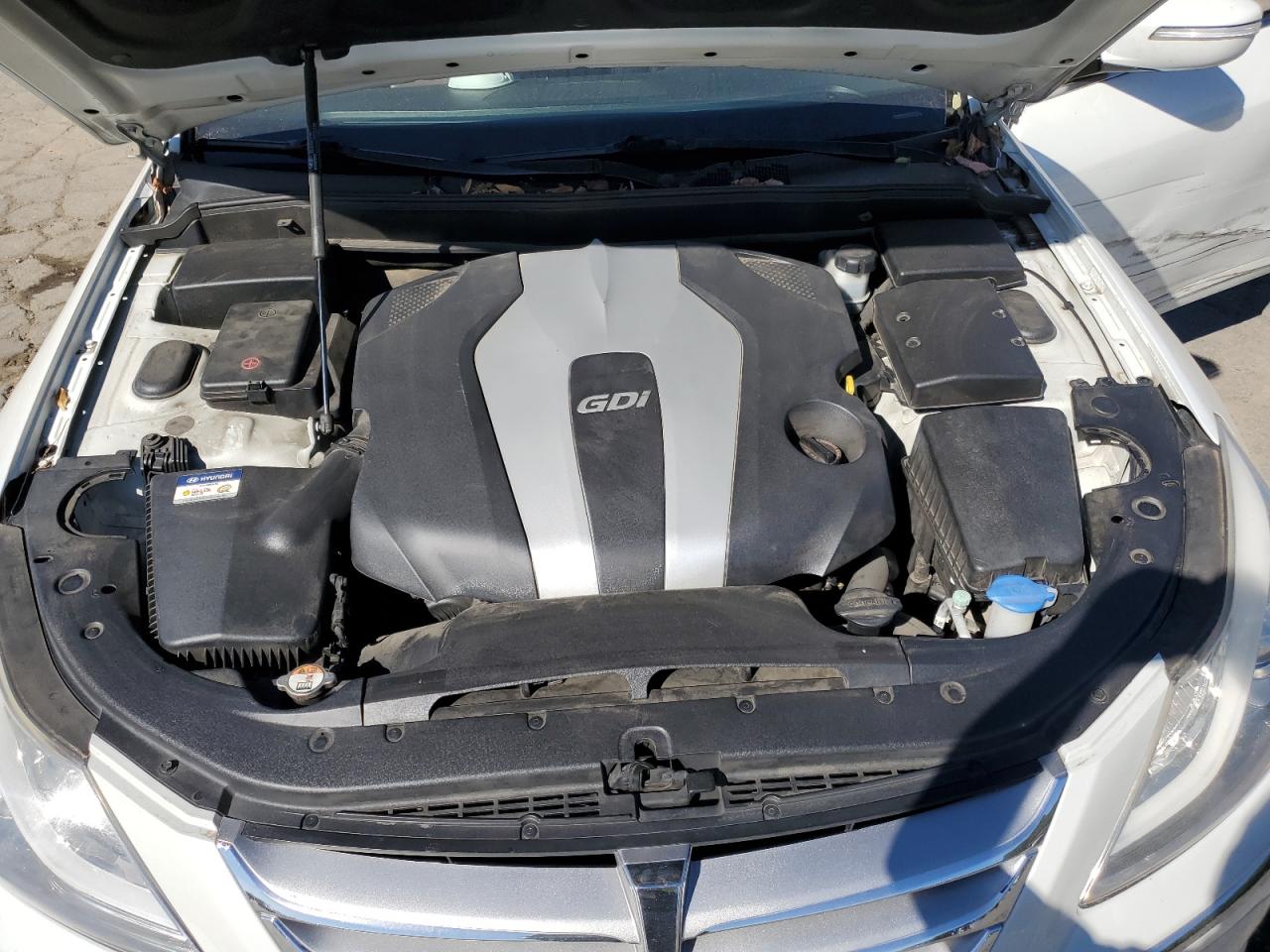 2013 Hyundai Genesis 3.8L VIN: KMHGC4DD0DU250066 Lot: 89524405