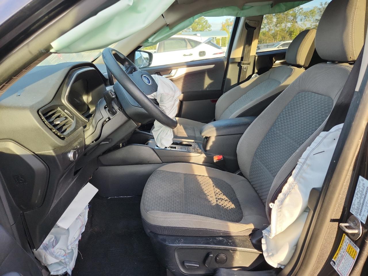 2020 Ford Escape Se VIN: 1FMCU0G66LUB14850 Lot: 82190955