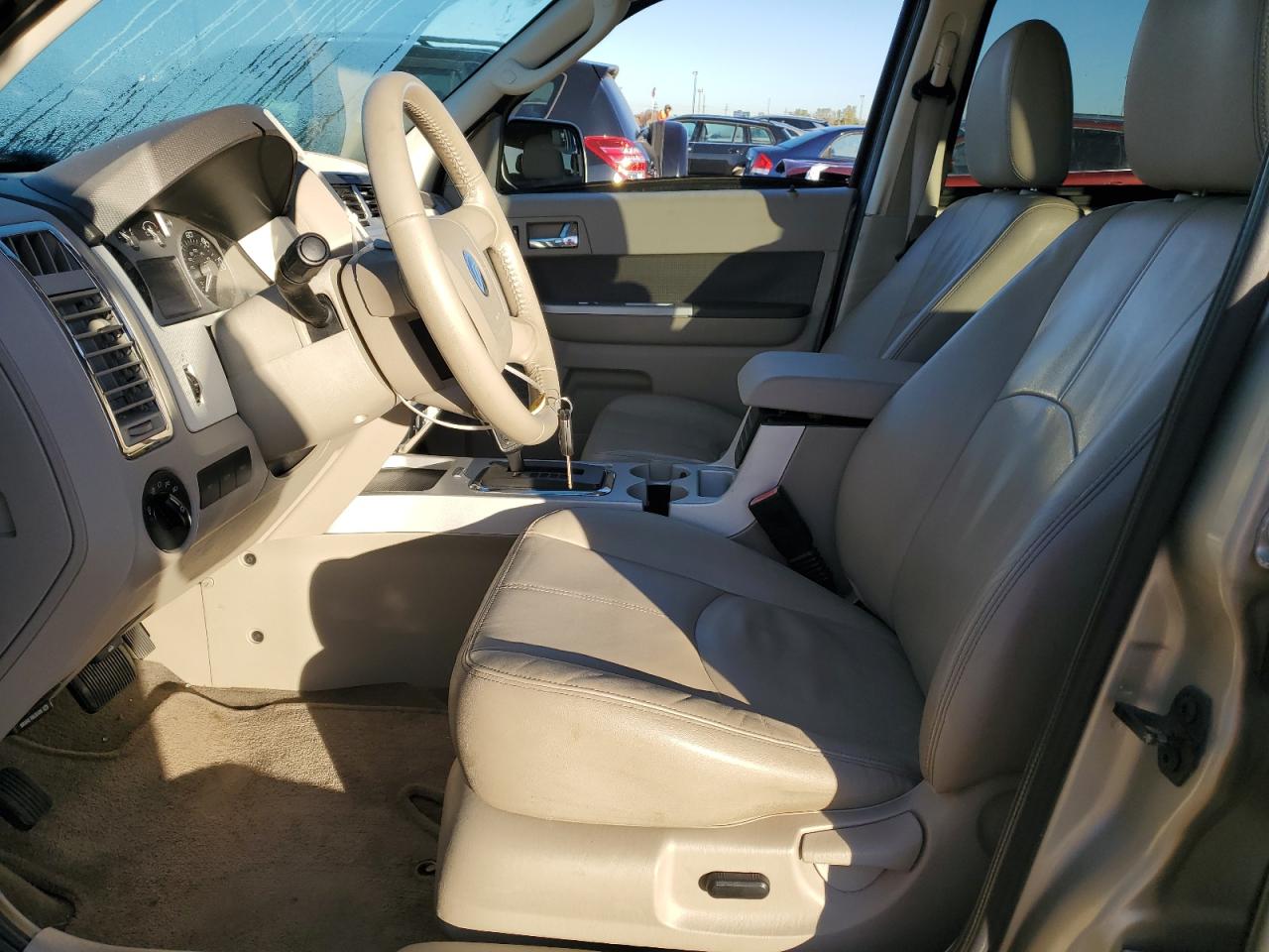 2010 Mercury Mariner Premier VIN: 4M2CN8HG1AKJ27743 Lot: 85939075