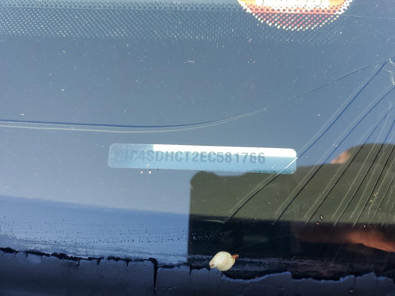 2014 Dodge Durango R/T VIN: 1C4SDHCT2EC581766 Lot: 86455365