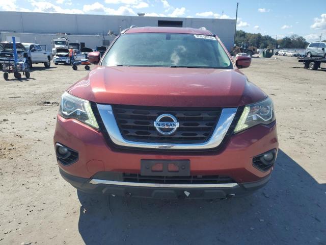  NISSAN PATHFINDER 2017 Красный