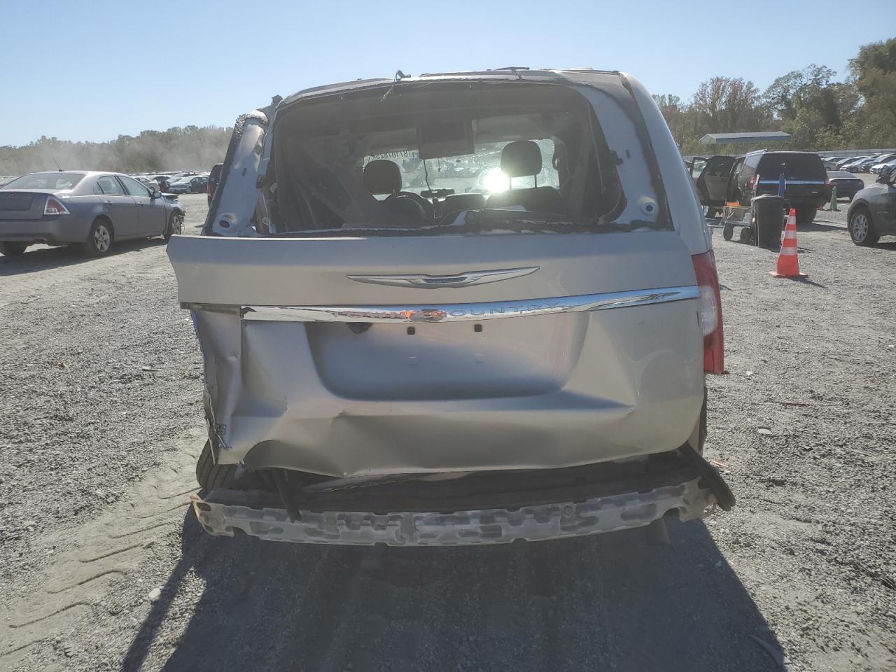 2014 Chrysler Town & Country Touring VIN: 2C4RC1BG2ER207002 Lot: 87107825