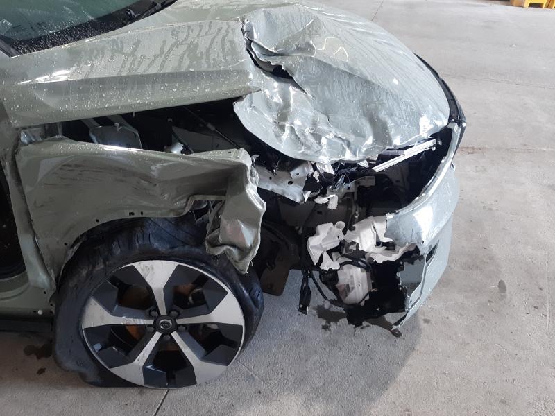 2024 VOLVO XC40 2.0 B4P PLUS DARK 5DR AUTO