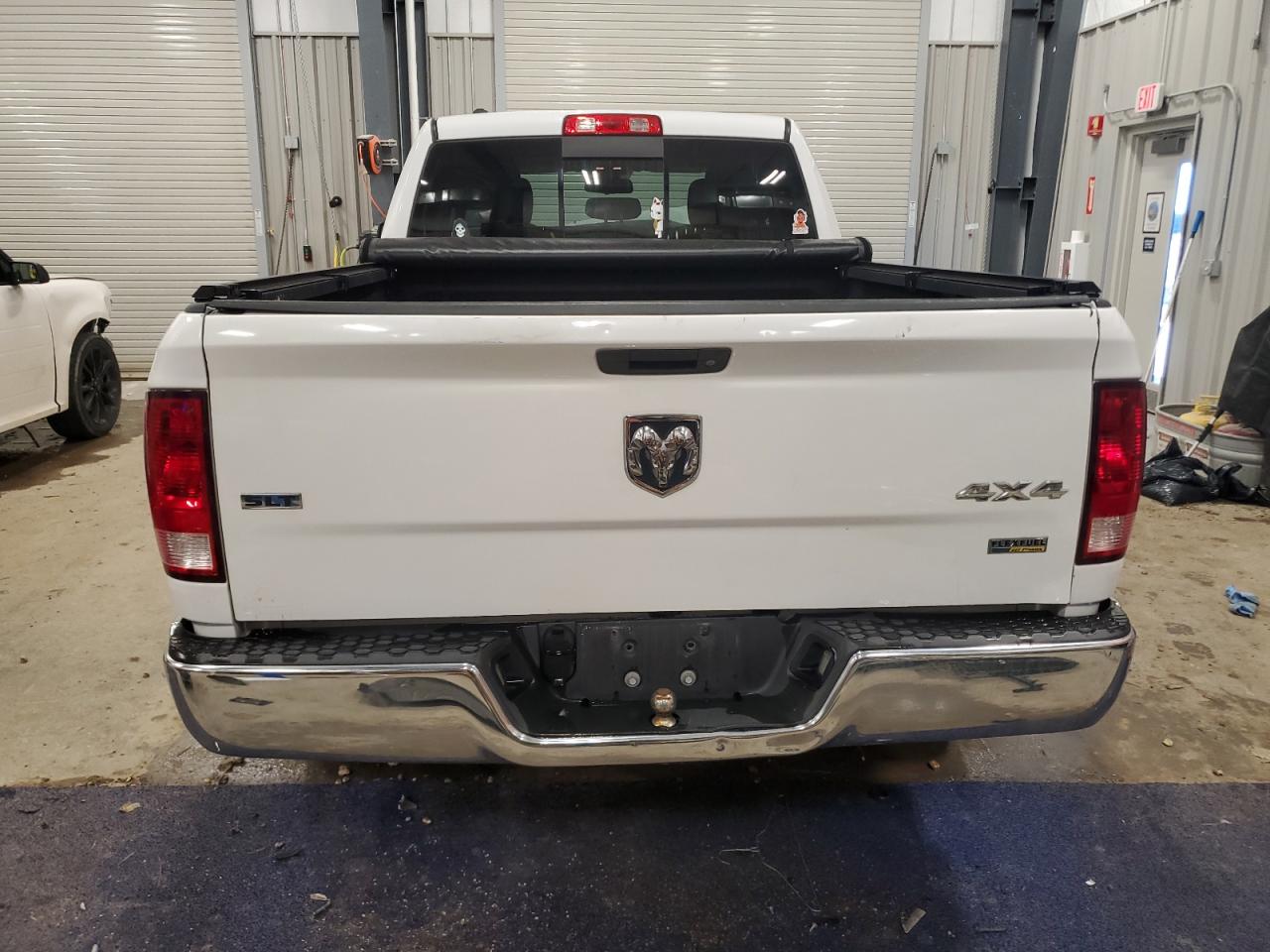 2015 Ram 1500 Slt VIN: 1C6RR7GGXFS693897 Lot: 85737005