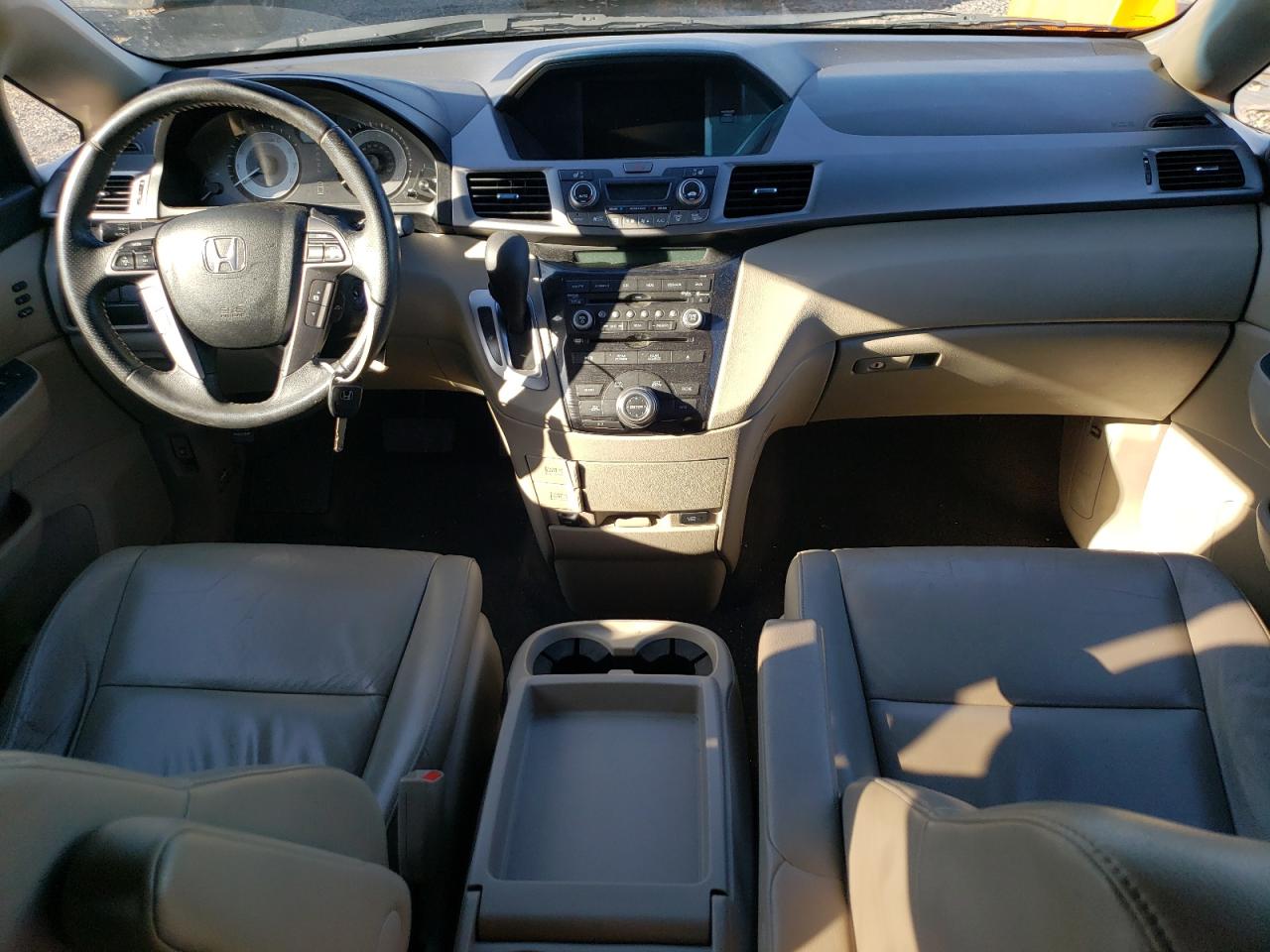 2012 Honda Odyssey Touring VIN: 5FNRL5H98CB028469 Lot: 85870435