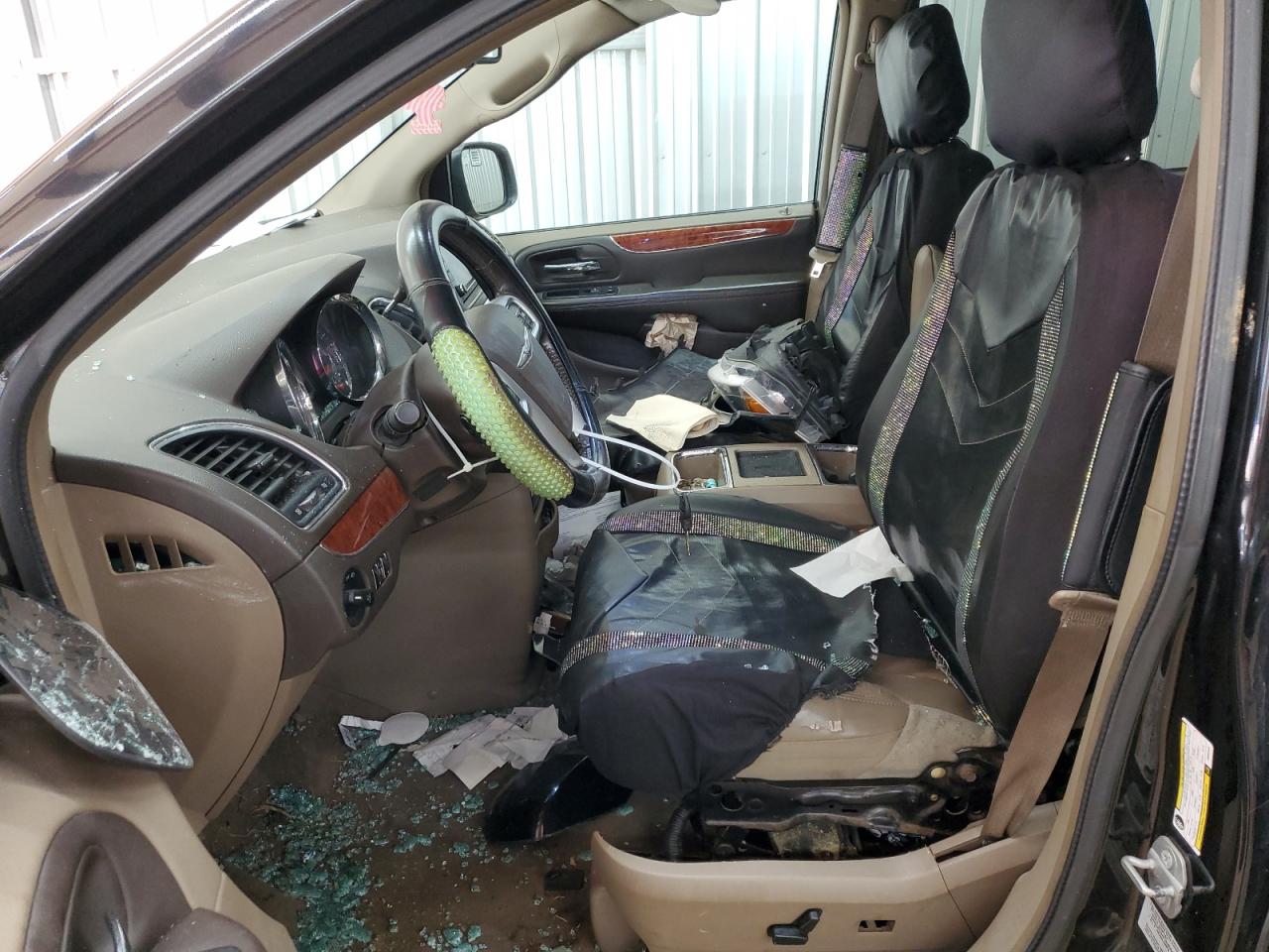 2015 Chrysler Town & Country Touring VIN: 2C4RC1BG1FR562440 Lot: 82441715