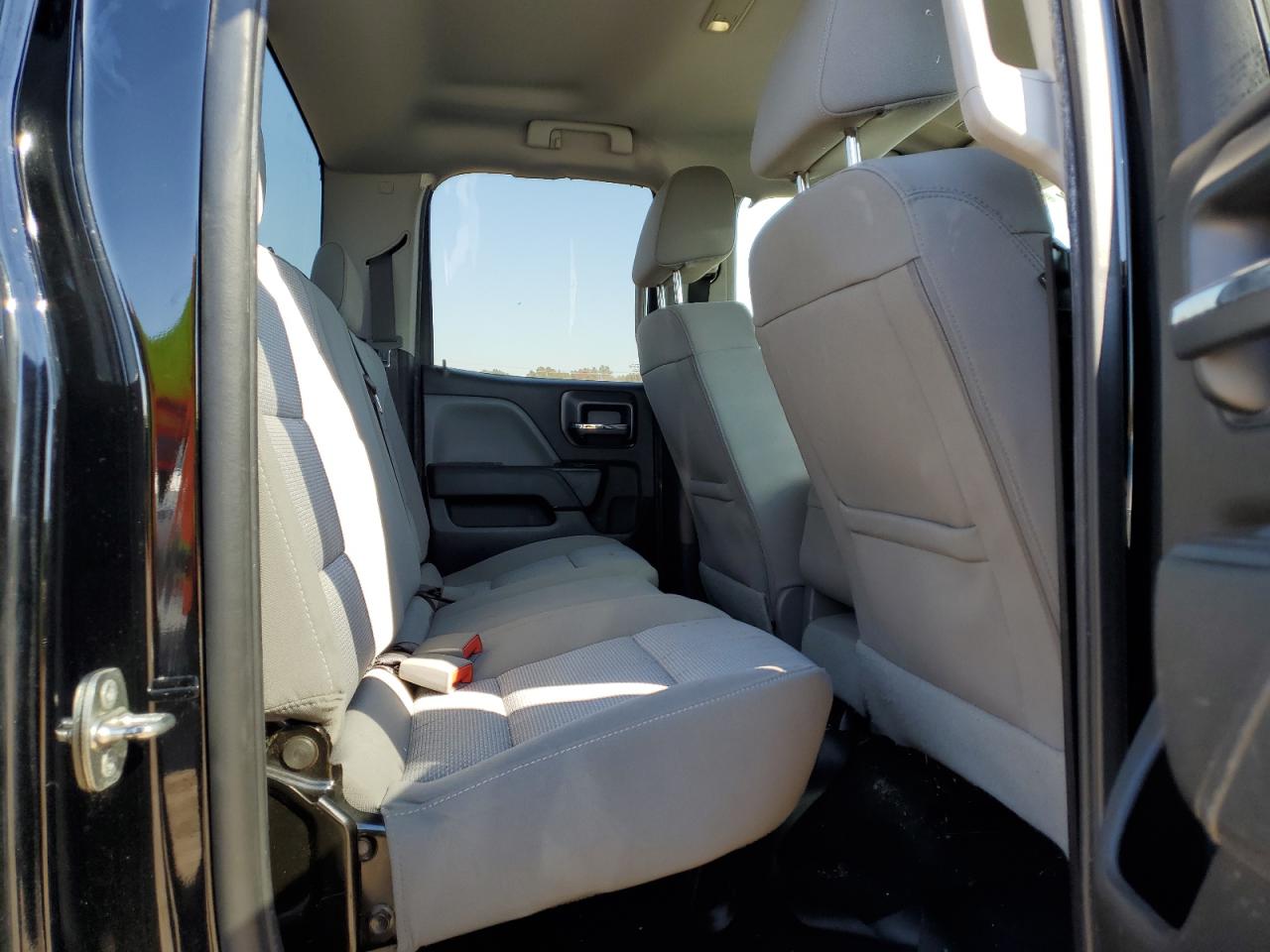 2018 GMC Sierra K1500 VIN: 1GTV2LEC3JZ375799 Lot: 90299115