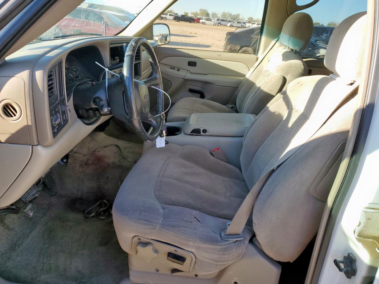 2002 Chevrolet Tahoe C1500 VIN: 1GNEC13Z72J199226 Lot: 90643225