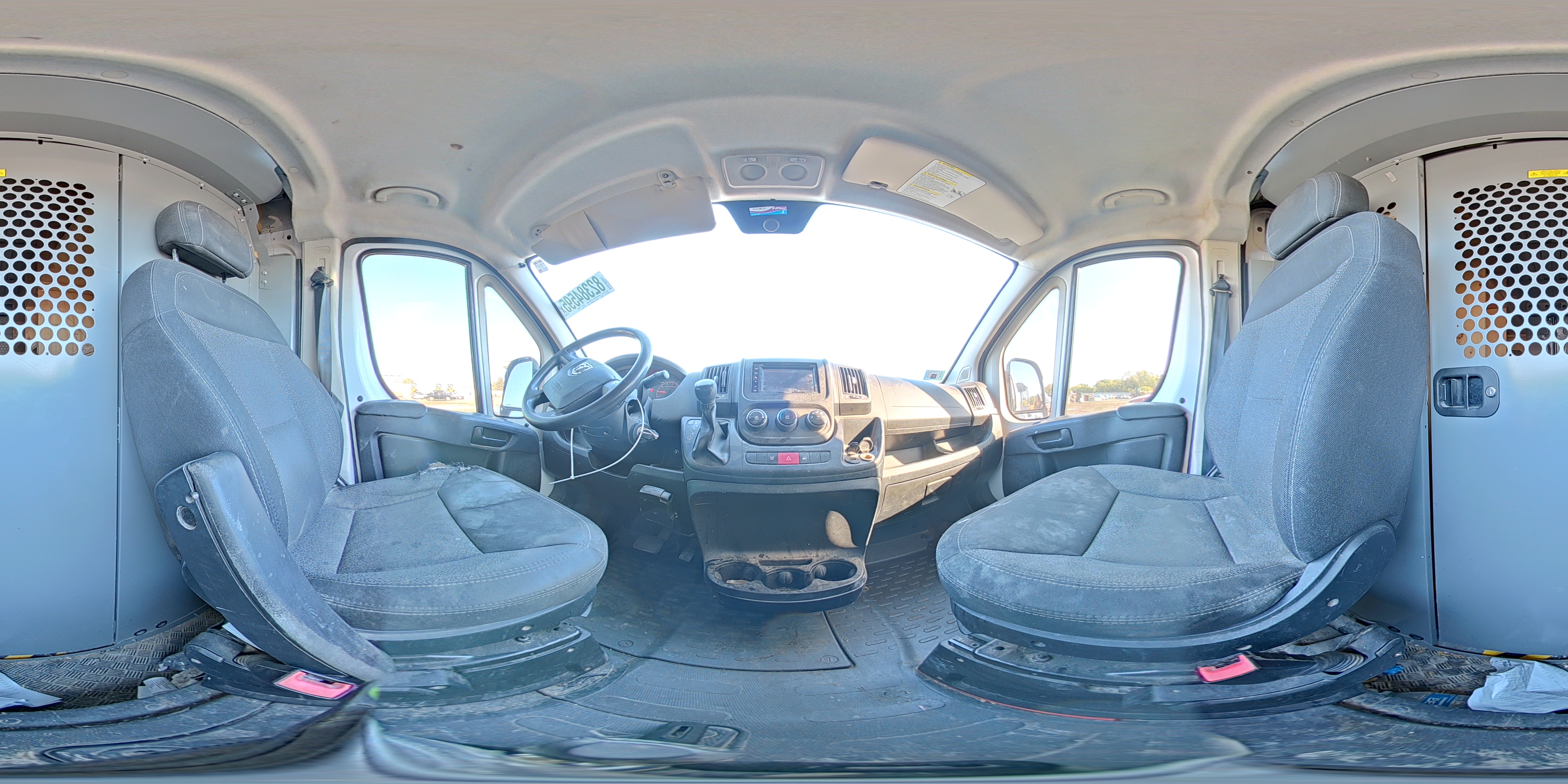 2014 Ram Promaster 1500 1500 High VIN: 3C6TRVBGXEE103961 Lot: 82384595