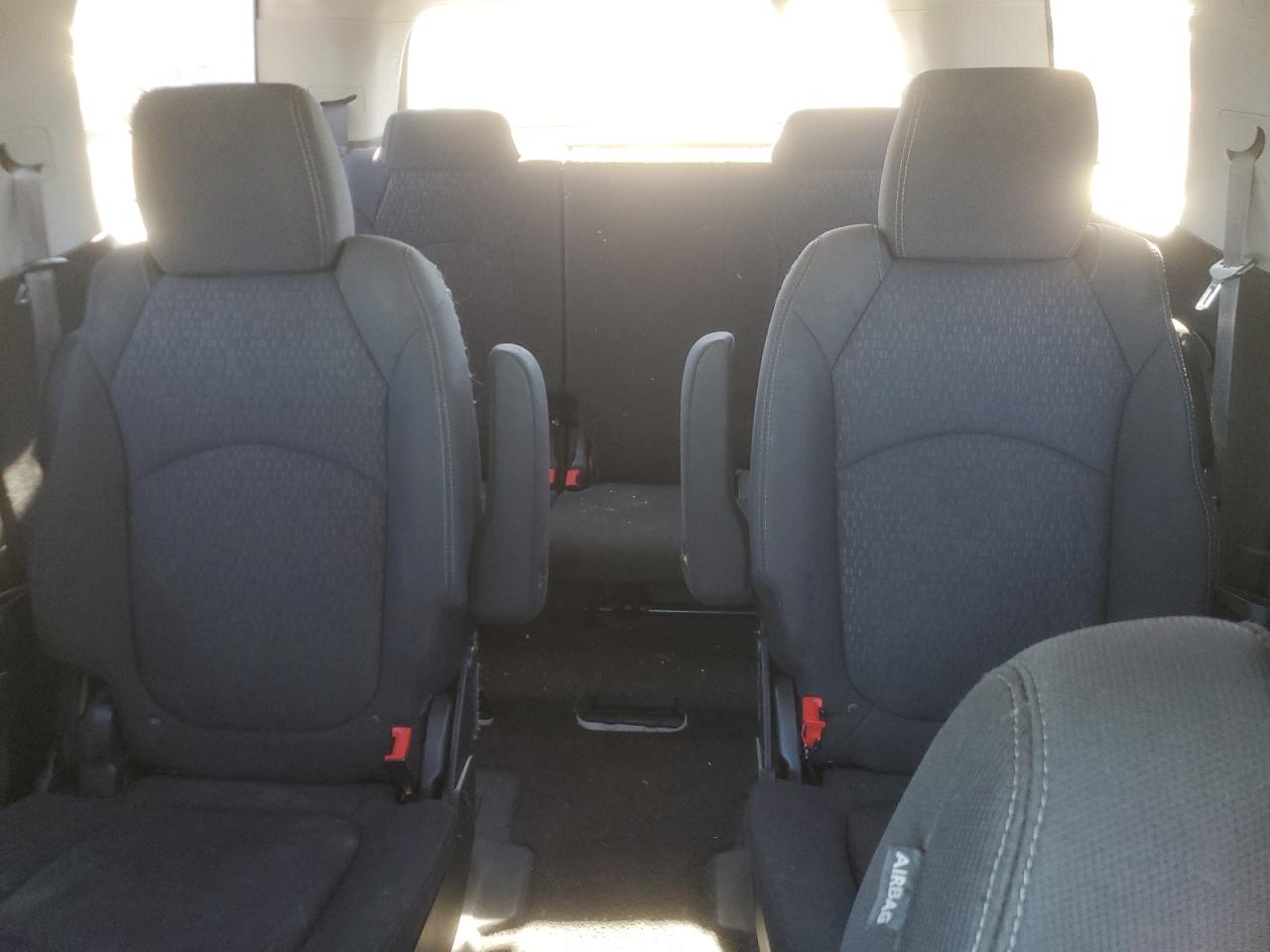 2015 GMC Acadia Sle VIN: 1GKKRPKDXFJ305584 Lot: 86888245