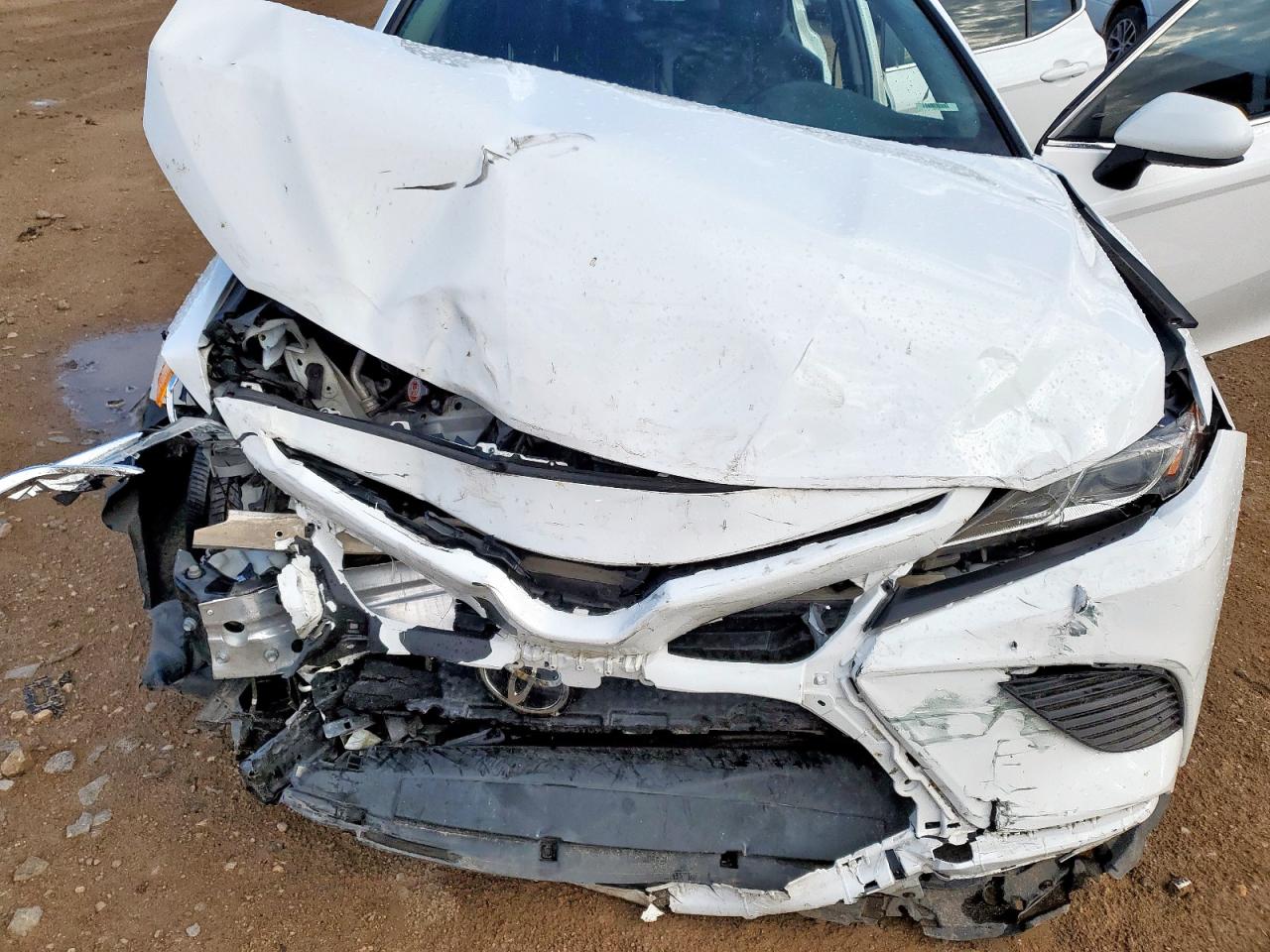 2018 Toyota Camry L VIN: 4T1B11HKXJU549048 Lot: 85314115