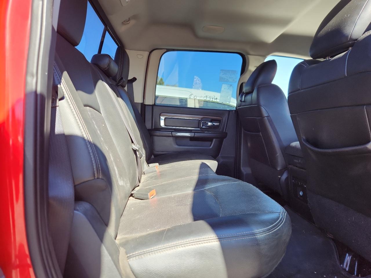 2015 Ram 1500 Laramie VIN: 1C6RR7VM1FS631829 Lot: 85747575