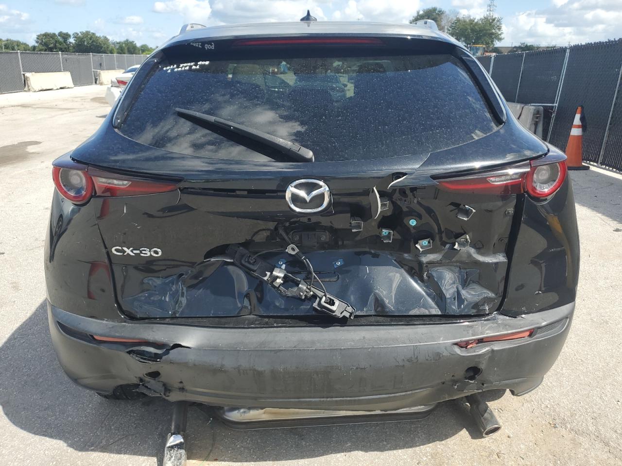 2020 Mazda Cx-30 Premium VIN: 3MVDMAEM2LM136007 Lot: 85753935