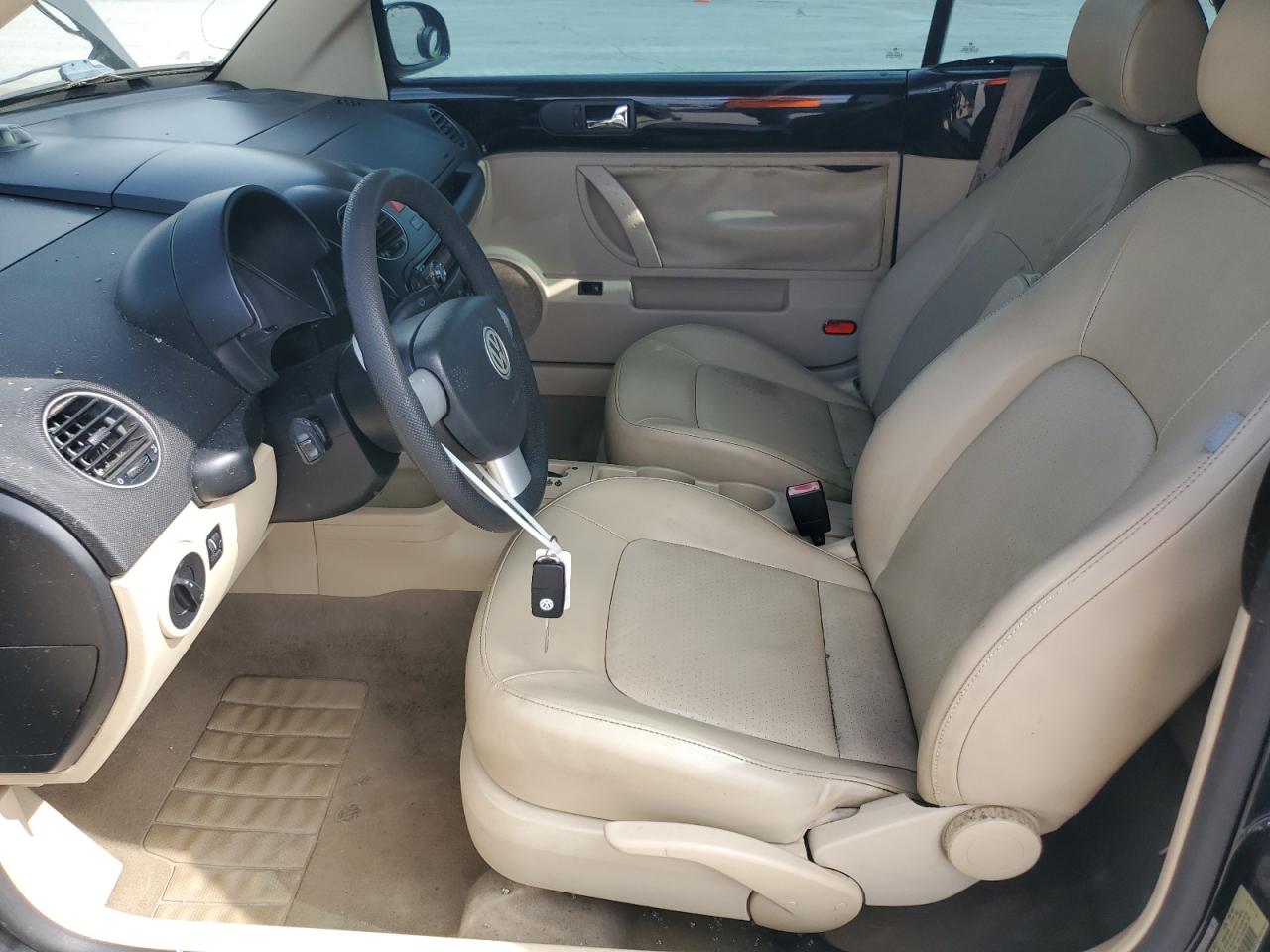 2008 Volkswagen New Beetle Convertible S VIN: 3VWPF31Y48M419798 Lot: 85890605