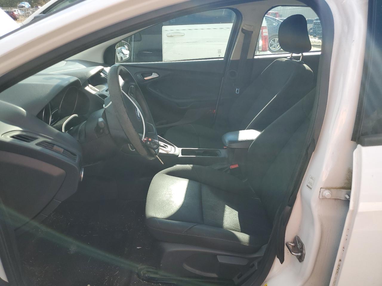 2015 Ford Focus Se VIN: 1FADP3F21FL243515 Lot: 85840865