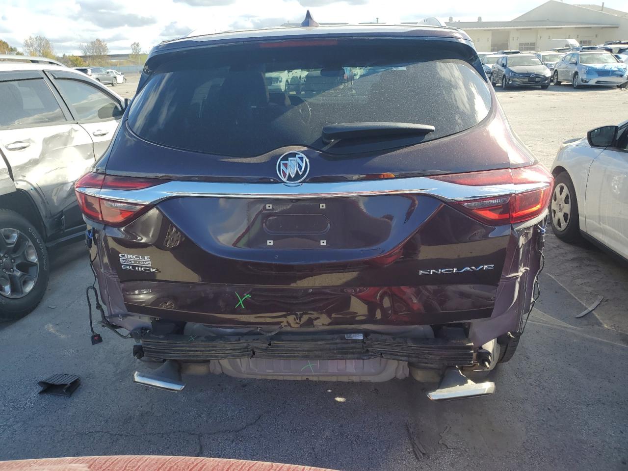 2018 Buick Enclave Premium VIN: 5GAEVBKW7JJ199968 Lot: 90113735