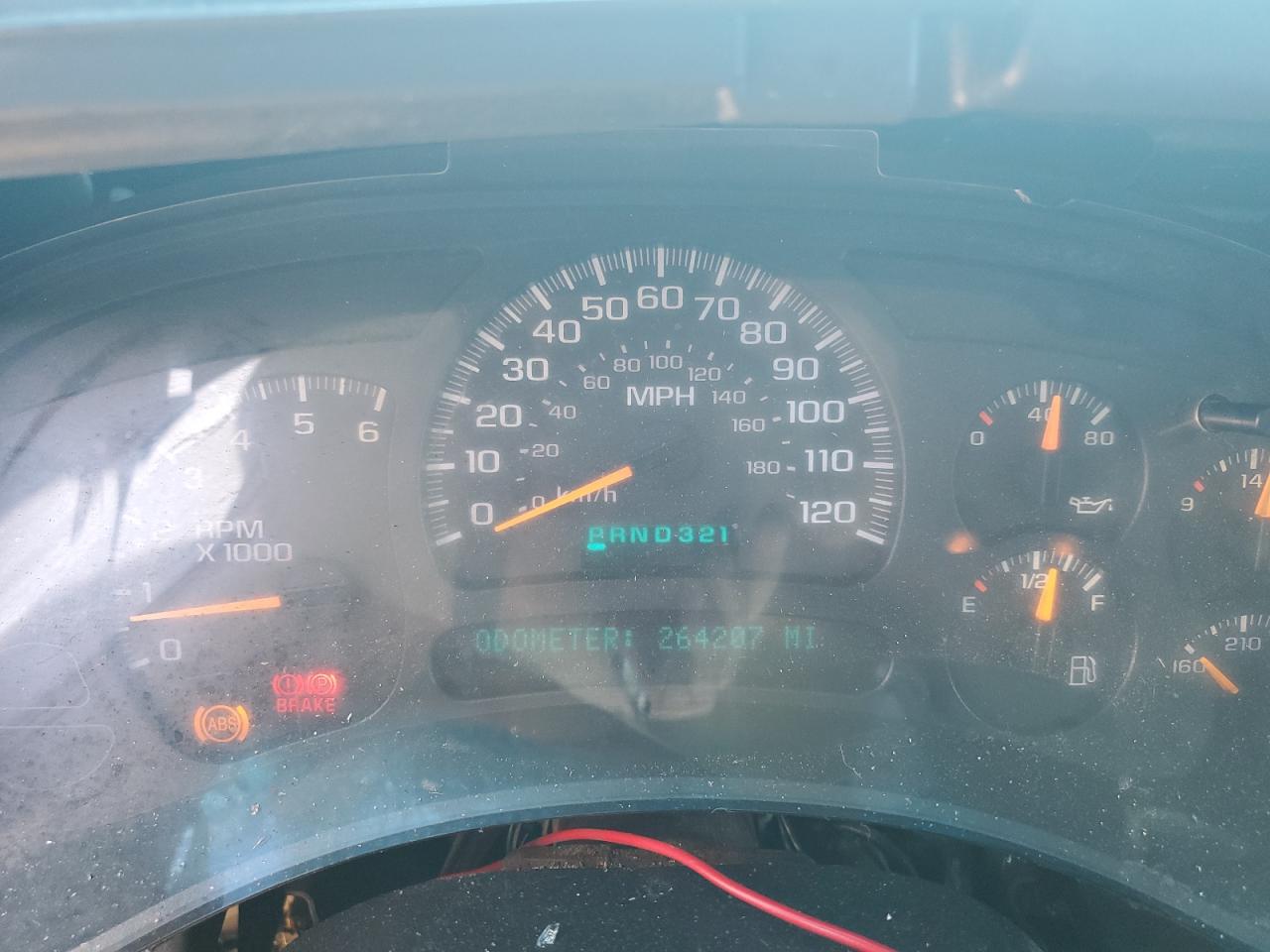 2003 Chevrolet Tahoe C1500 VIN: 1GNEC13Z53J266116 Lot: 82589095