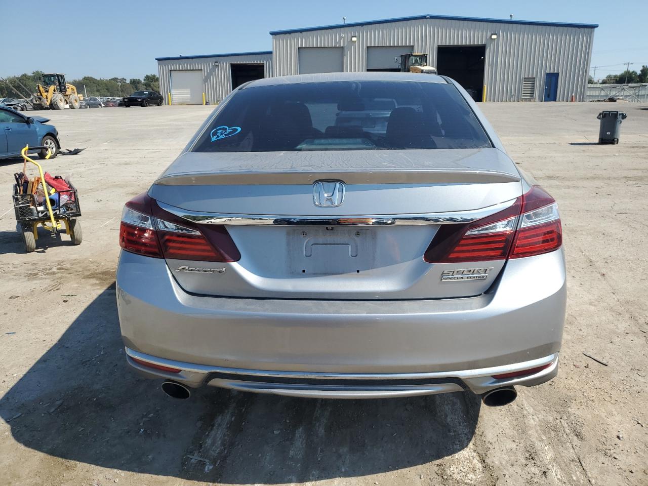 2017 Honda Accord Sport Special Edition VIN: 1HGCR2F11HA134344 Lot: 81966275