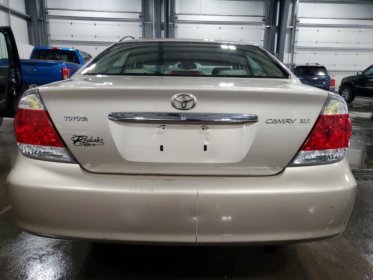 2005 Toyota Camry Le VIN: 4T1BE30K85U985737 Lot: 82139655