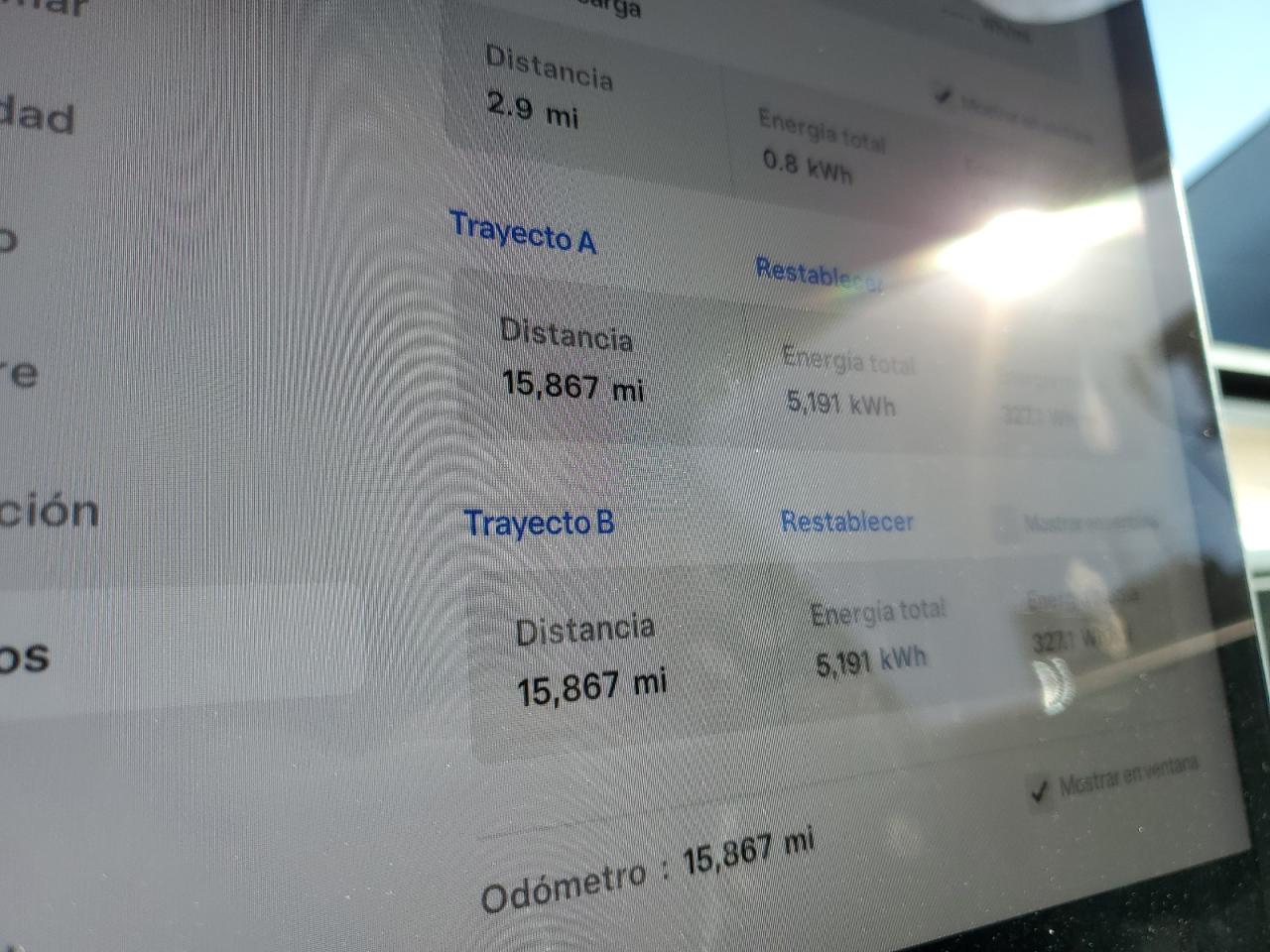 2025 Tesla Model Y VIN: 7SAYGDEF0SF308327 Lot: 85749175