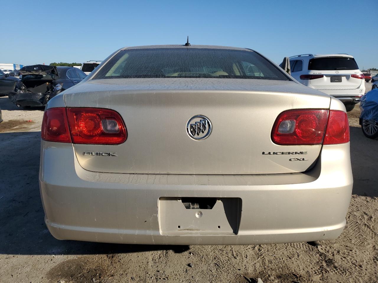 2008 Buick Lucerne Cxl VIN: 1G4HD57228U209283 Lot: 82758325