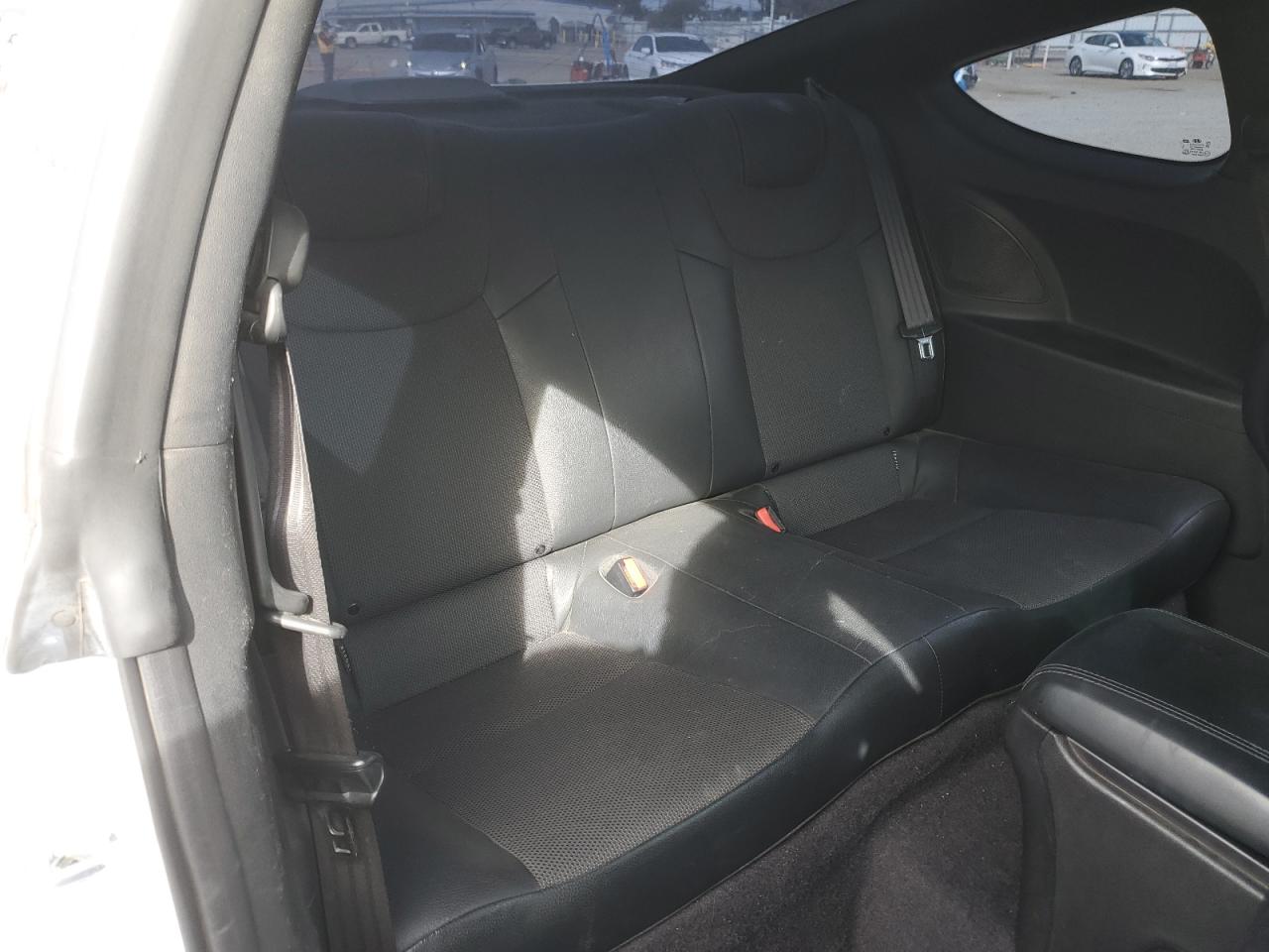 2015 Hyundai Genesis Coupe 3.8L VIN: KMHHU6KJ3FU124891 Lot: 86314125