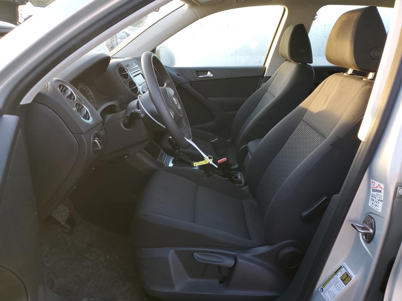 2012 Volkswagen Tiguan S VIN: WVGBV7AX5CW592684 Lot: 83964015