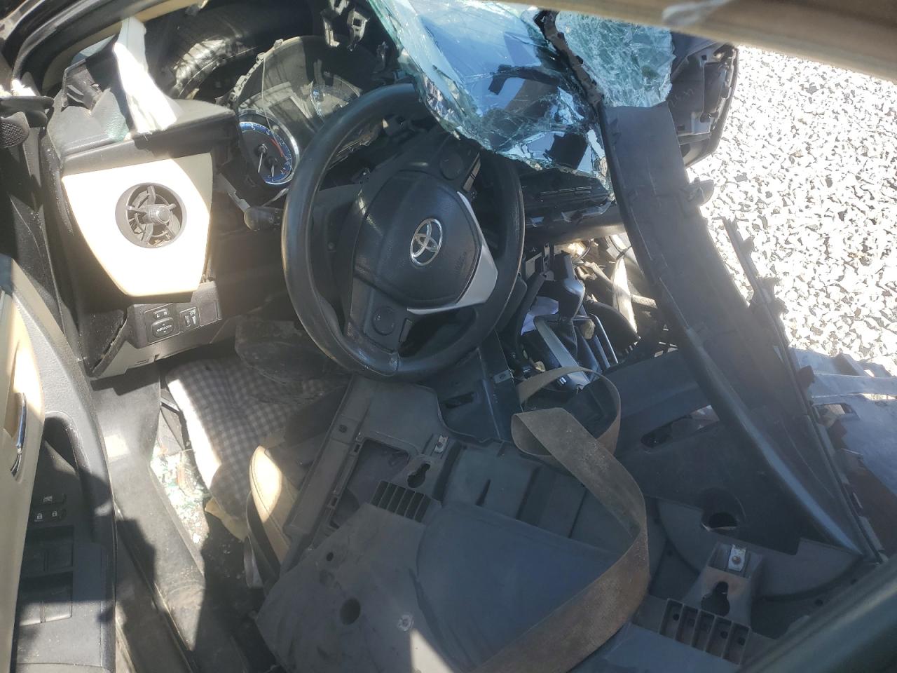 2017 Toyota Corolla L VIN: 5YFBURHE0HP721020 Lot: 84905105