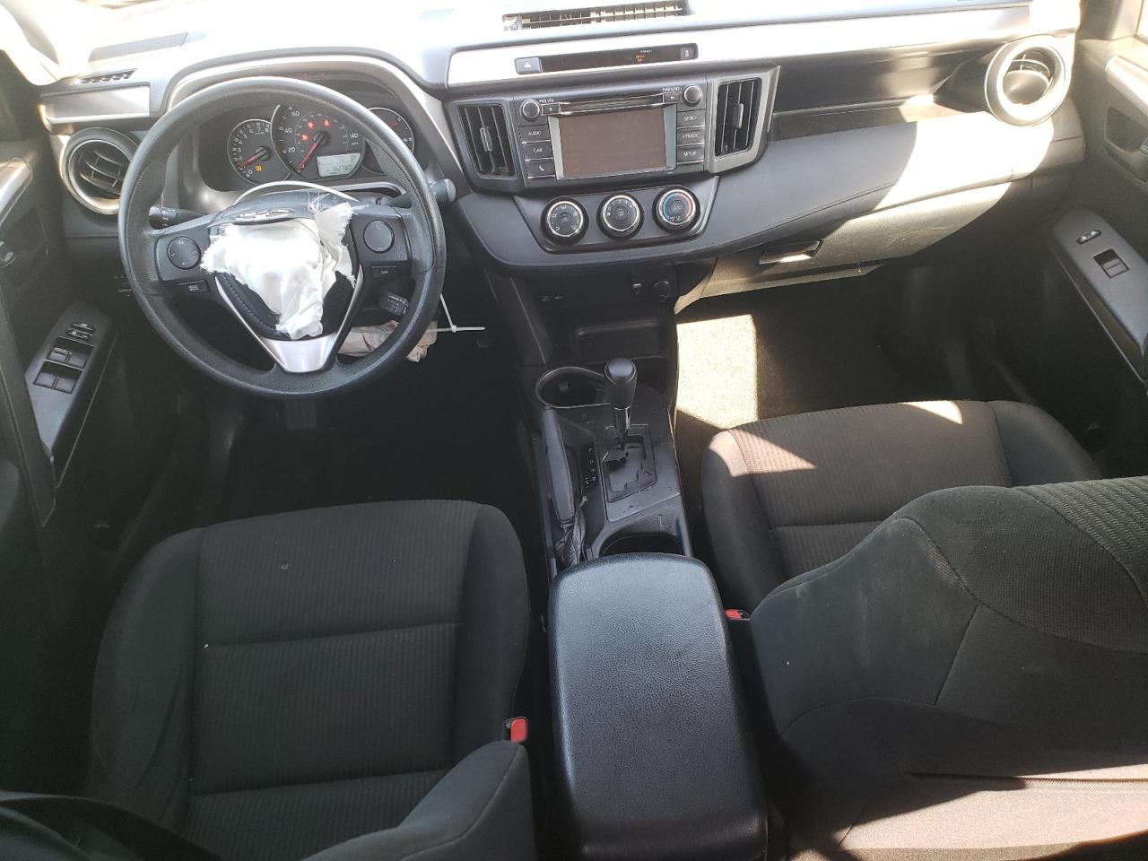 2016 Toyota Rav4 Le VIN: JTMZFREV5GJ081869 Lot: 82478775