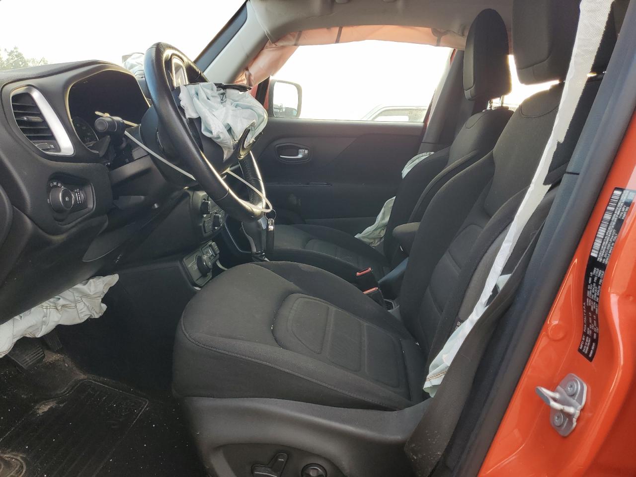 2018 Jeep Renegade Latitude VIN: ZACCJBBB1JPH41077 Lot: 85323995
