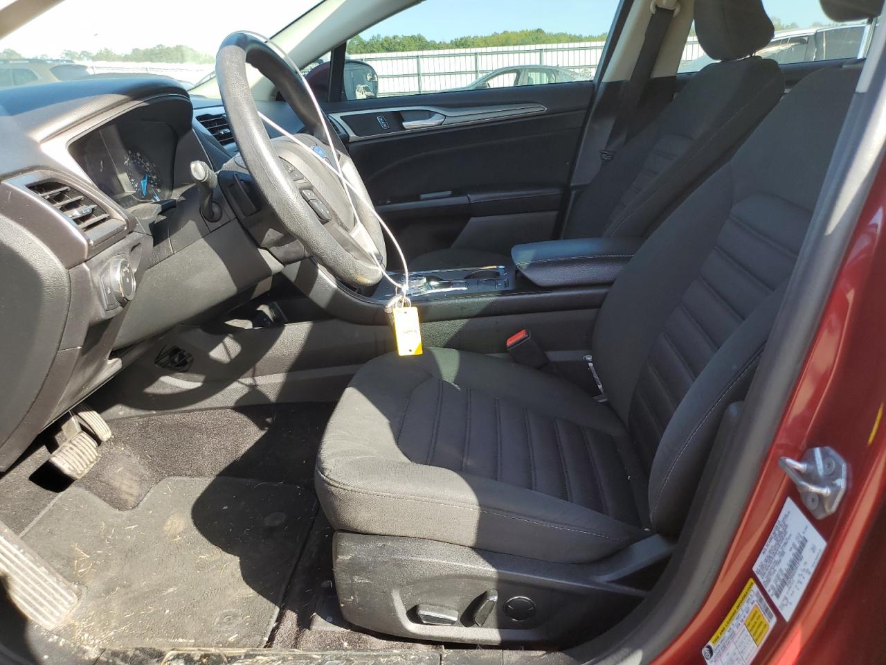 2017 Ford Fusion Se VIN: 3FA6P0HDXHR127983 Lot: 84753575