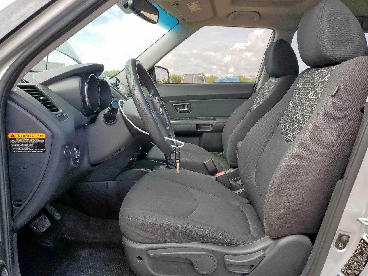 2011 Kia Soul + VIN: KNDJT2A26B7705709 Lot: 84959065